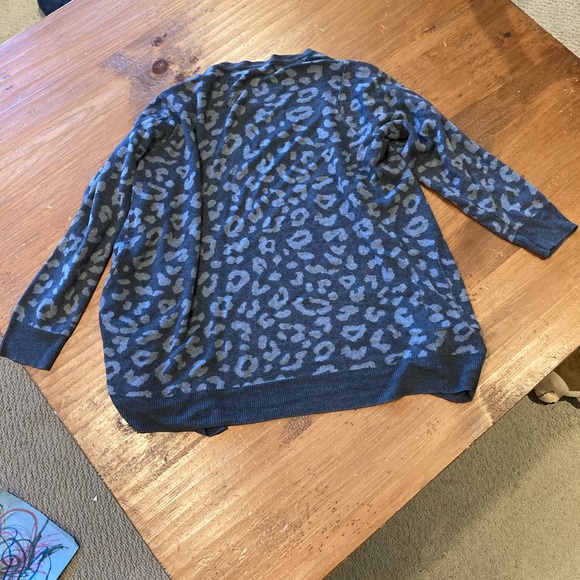 Torrid cardigan - Picture 3 of 3